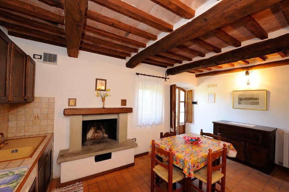 Relais Borgo Torale Otel Passignano sul Trasimeno Dış mekan fotoğraf