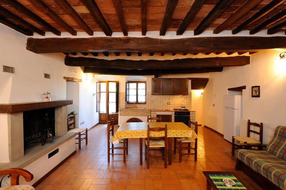 Relais Borgo Torale Otel Passignano sul Trasimeno Dış mekan fotoğraf