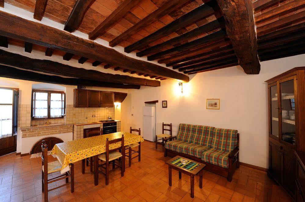 Relais Borgo Torale Otel Passignano sul Trasimeno Dış mekan fotoğraf
