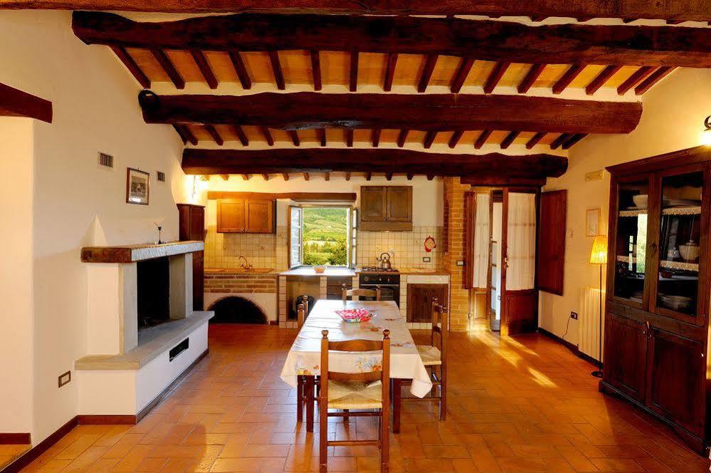 Relais Borgo Torale Otel Passignano sul Trasimeno Dış mekan fotoğraf