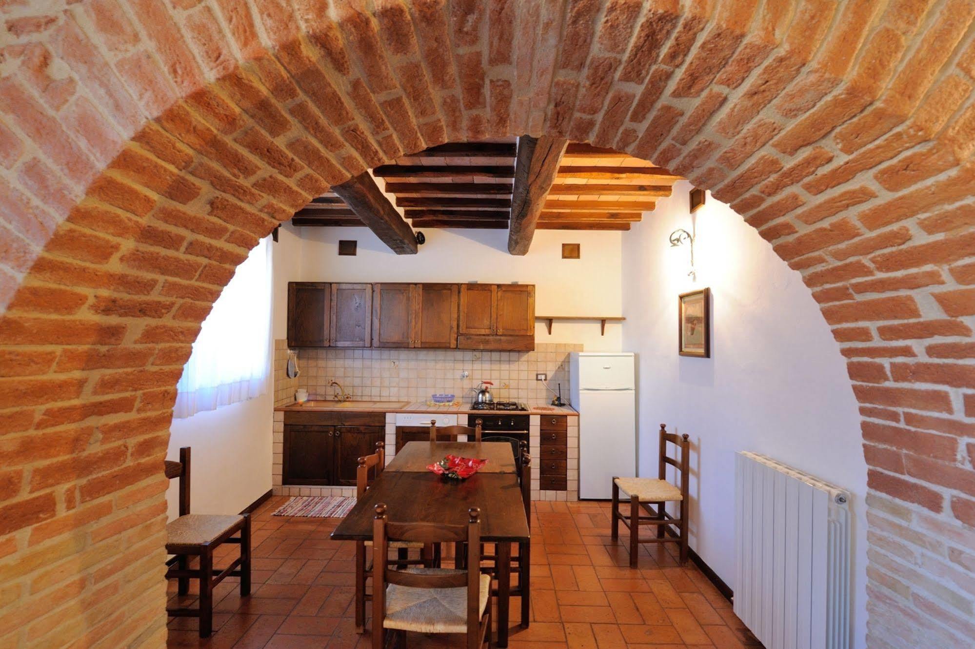 Relais Borgo Torale Otel Passignano sul Trasimeno Dış mekan fotoğraf