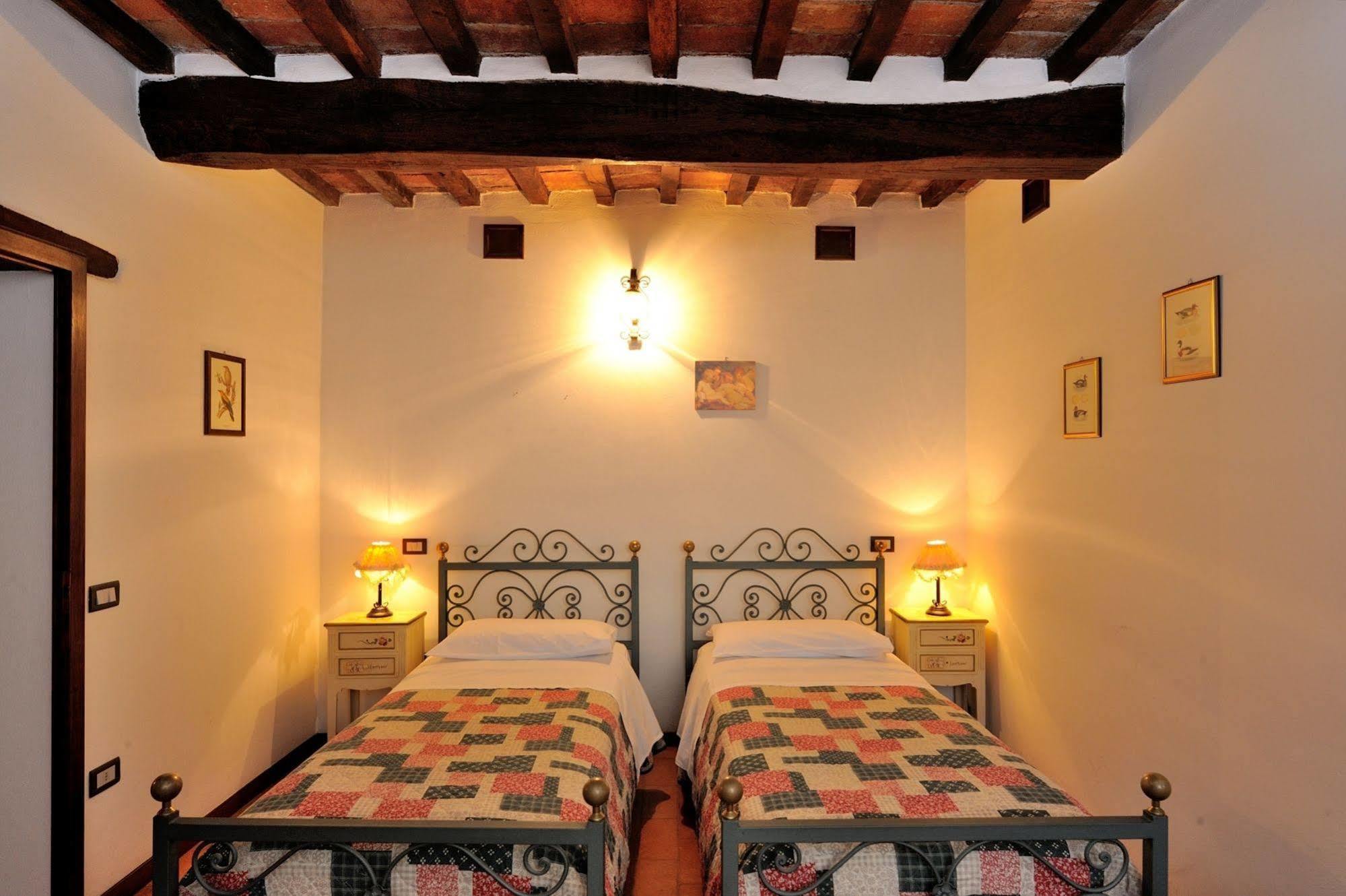 Relais Borgo Torale Otel Passignano sul Trasimeno Dış mekan fotoğraf