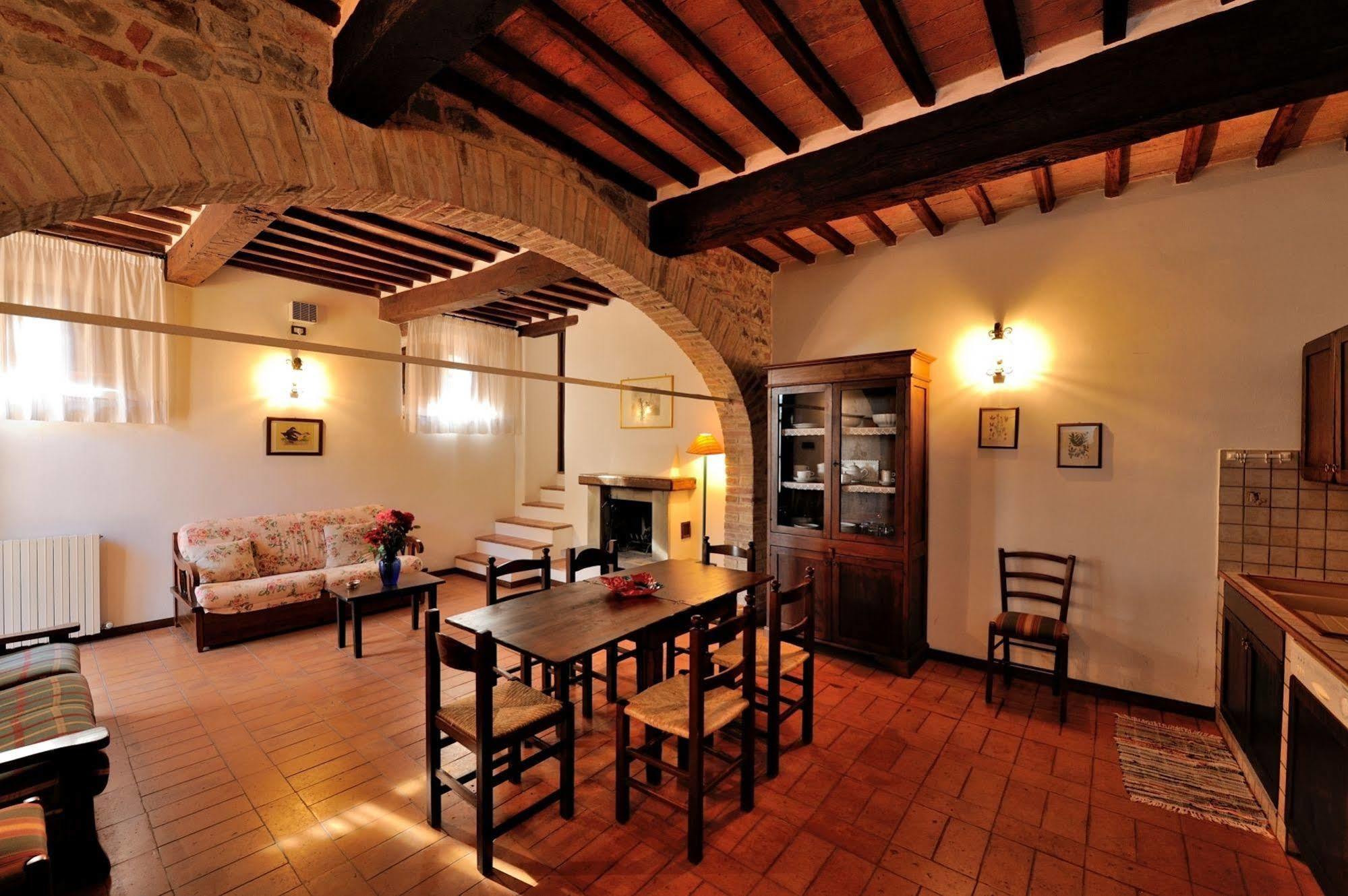 Relais Borgo Torale Otel Passignano sul Trasimeno Dış mekan fotoğraf